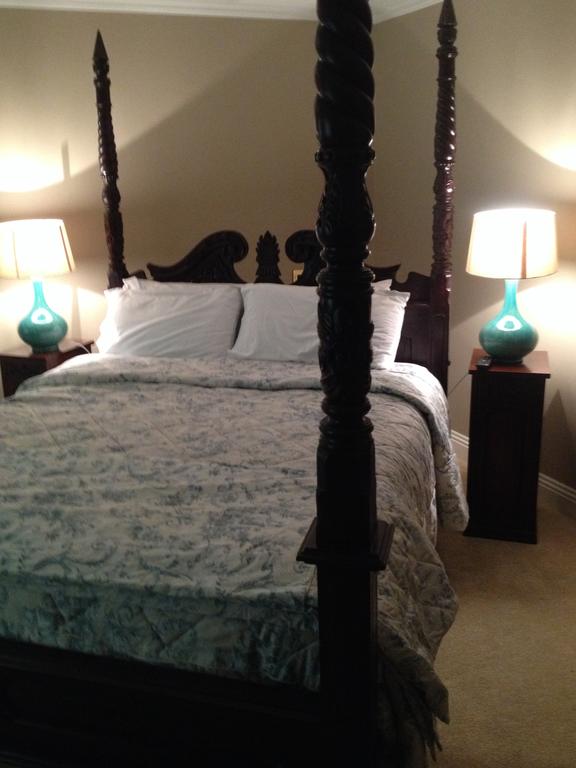 Troysgate House room 1