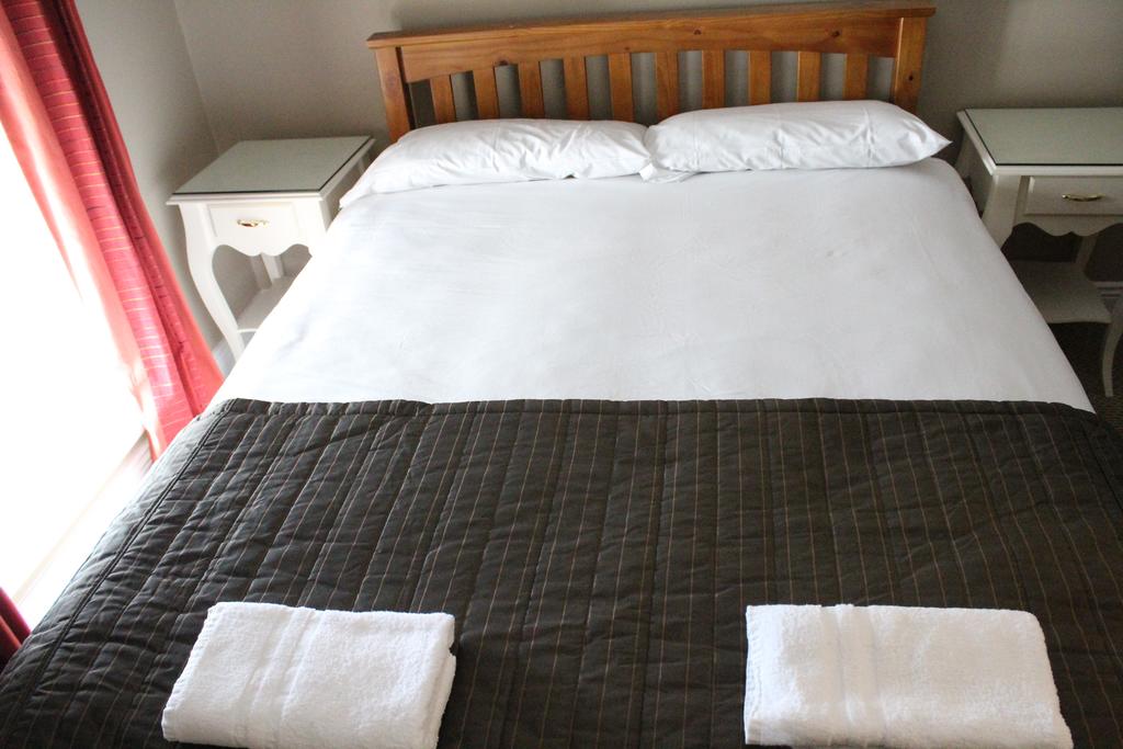 Troysgate House room 2