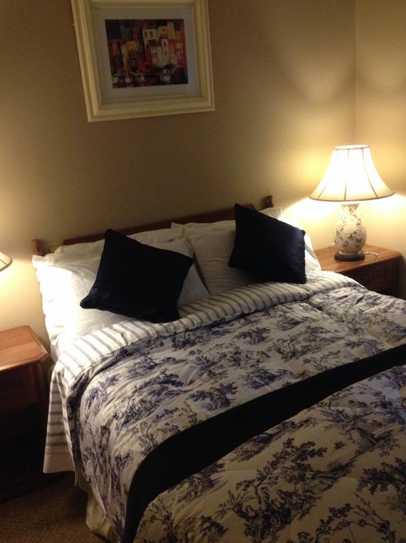 Troysgate House room 3